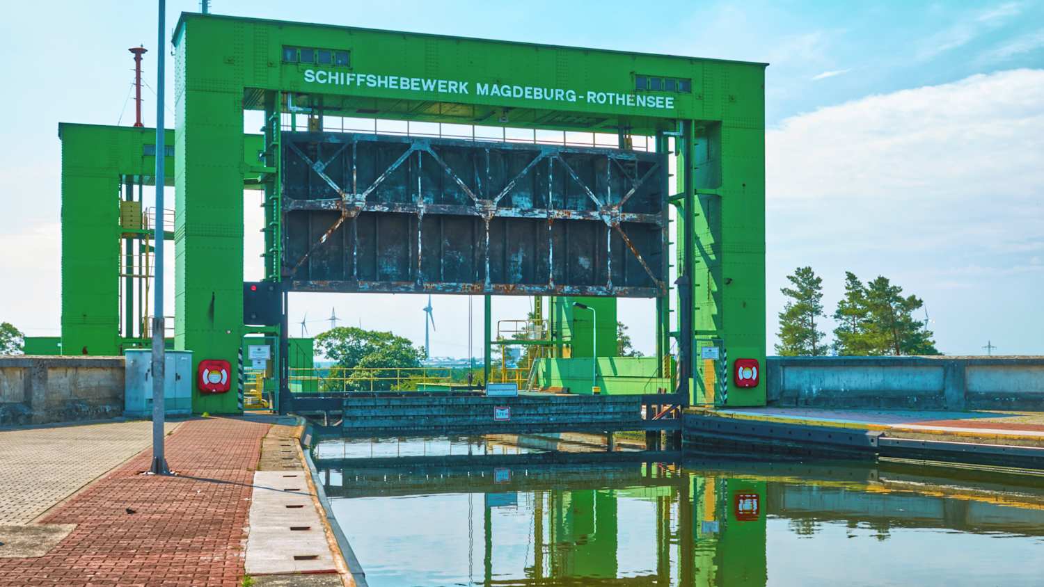 Schiffshebewerk Magdeburg-Rothensee,