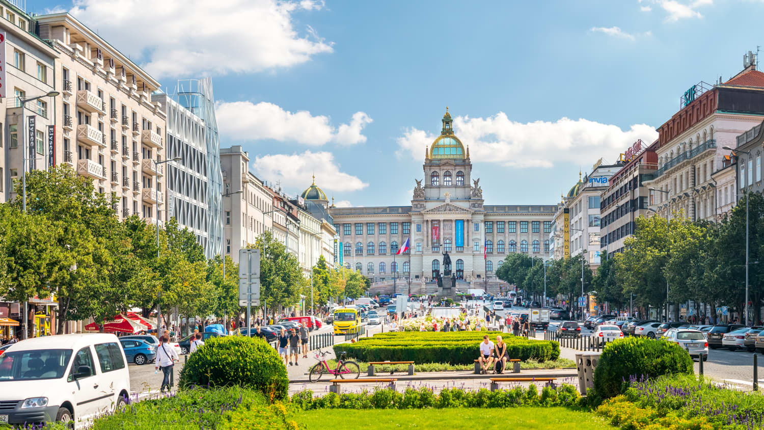 Wenzelsplatz und Nationalmuseum in Prag
