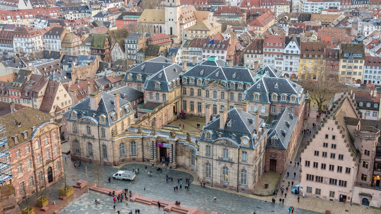 Straßburger Palast Rohan aus der Luftperspektive