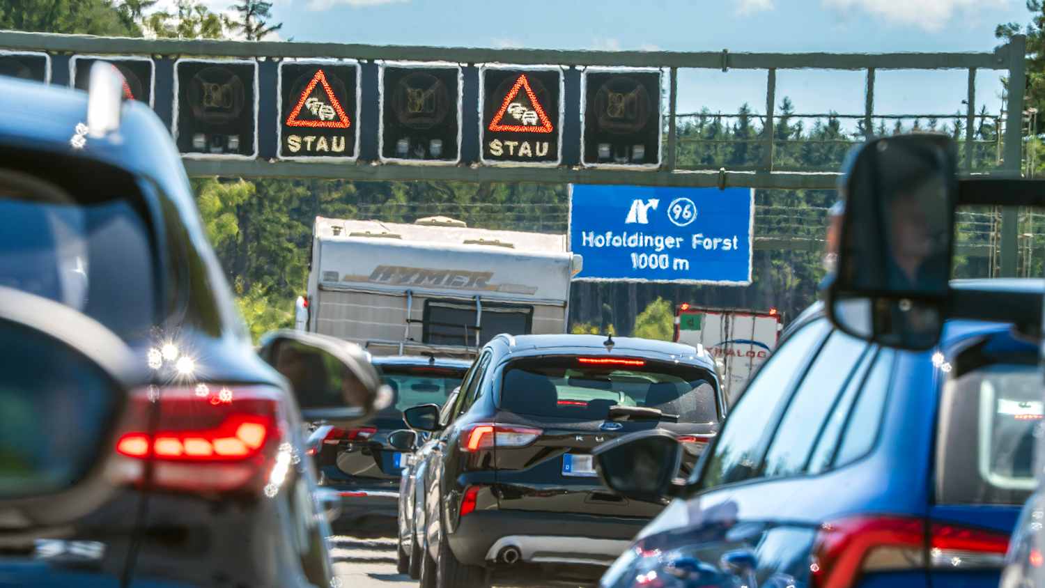 Aufnahme eines Staus in der Nähe des Hofoldinger Forst