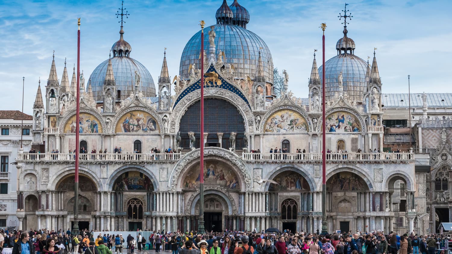 San Marco Kathedrale in Venedig mit ihren Türmen