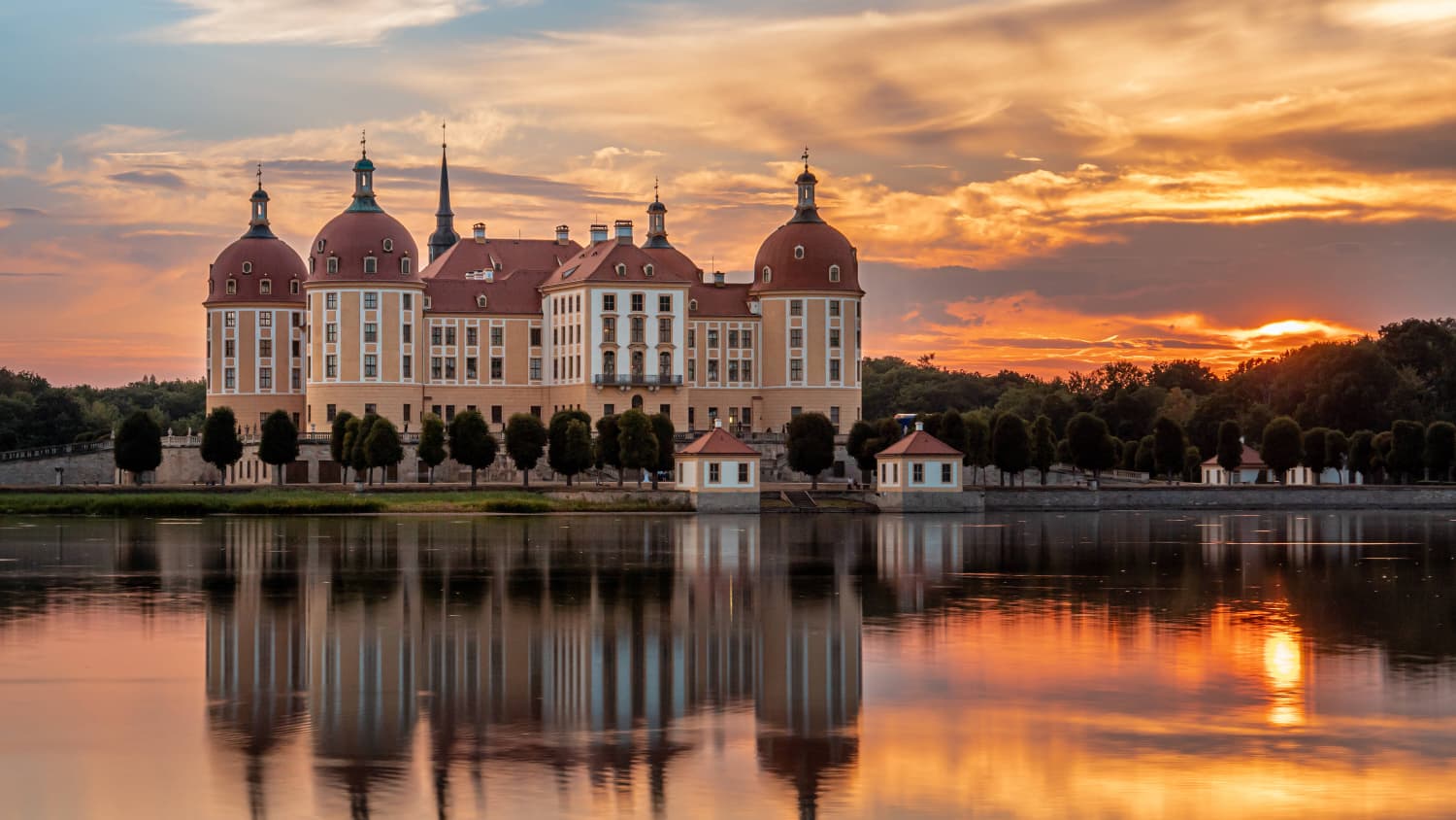 Schloss Moritzburg bei Sonnenuntergang
