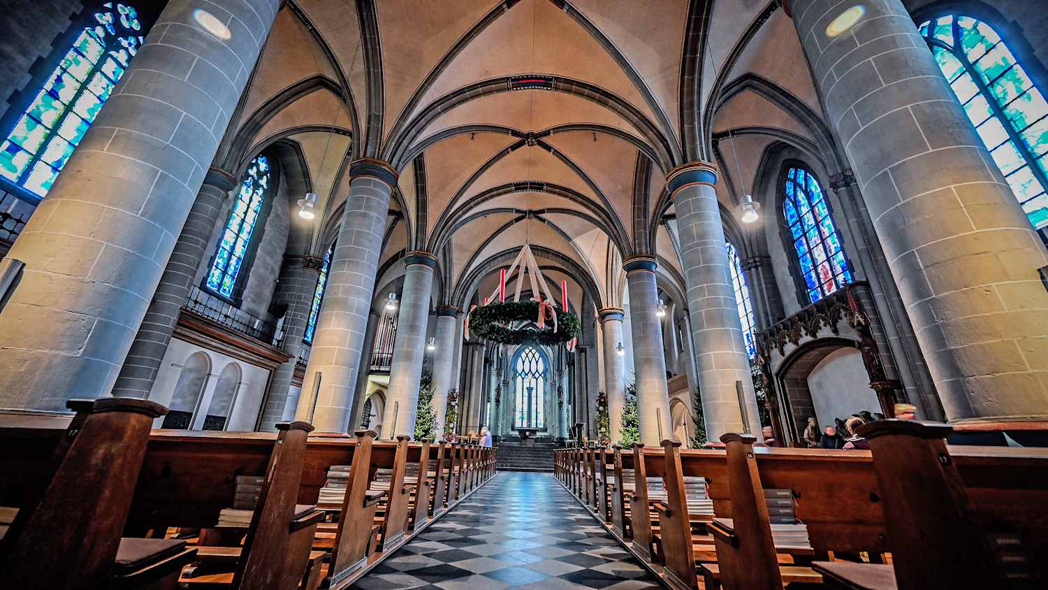 Innenansicht des Essener Münsters