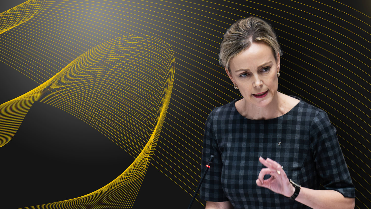 Portrait der Berliner Verkehrssenatorin Manja Schreiner in der ADAC Interviewoptik