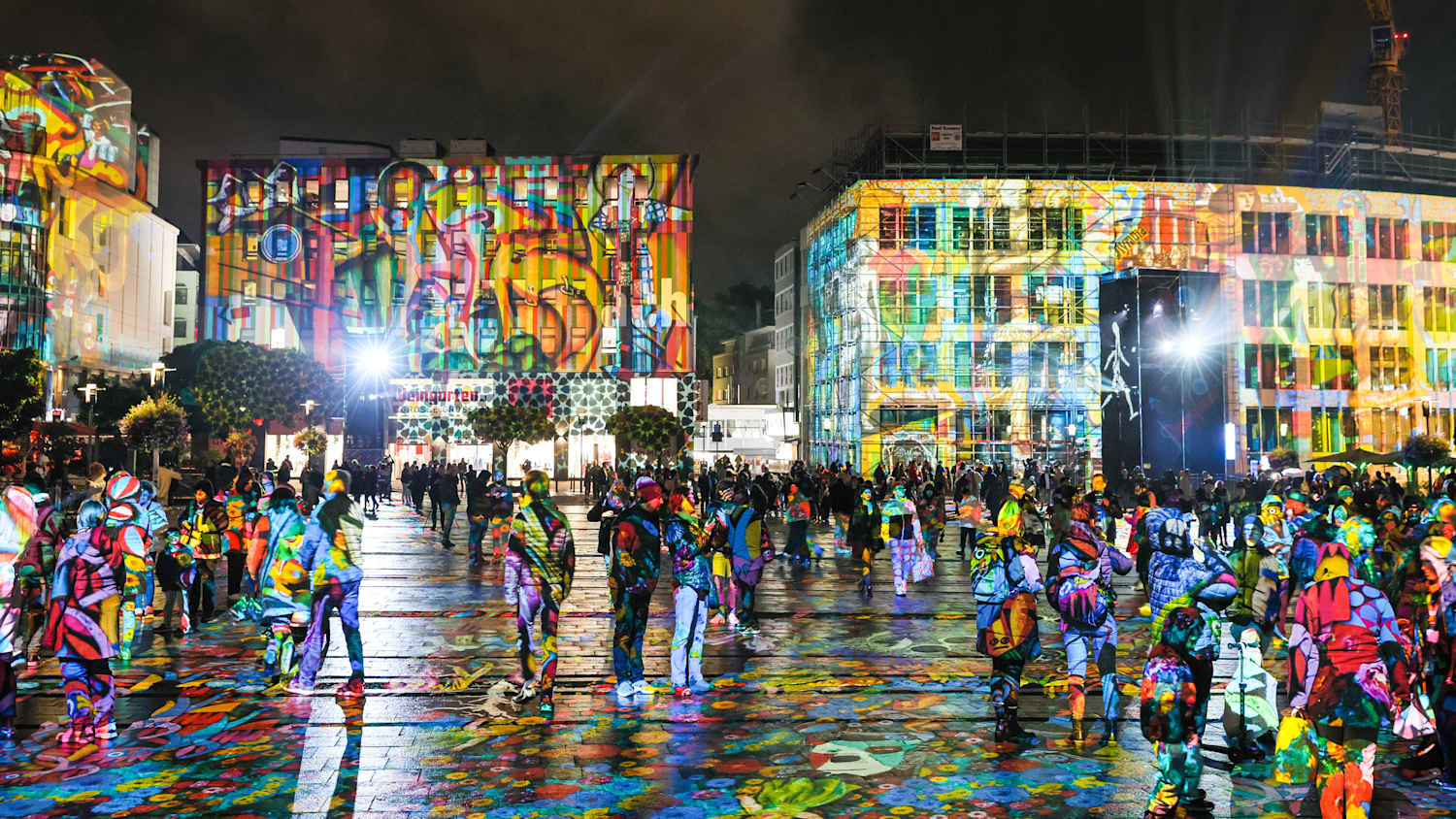 Eine Lichtinstallation beim Lichterfest in Essen