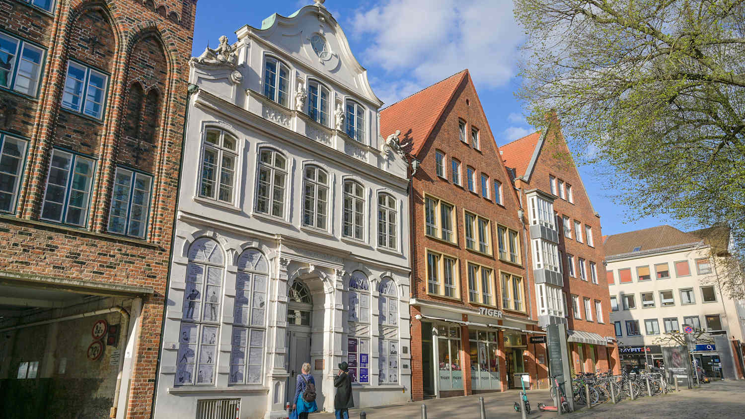 Außenansicht des Buddenbrookhaus in Lübeck