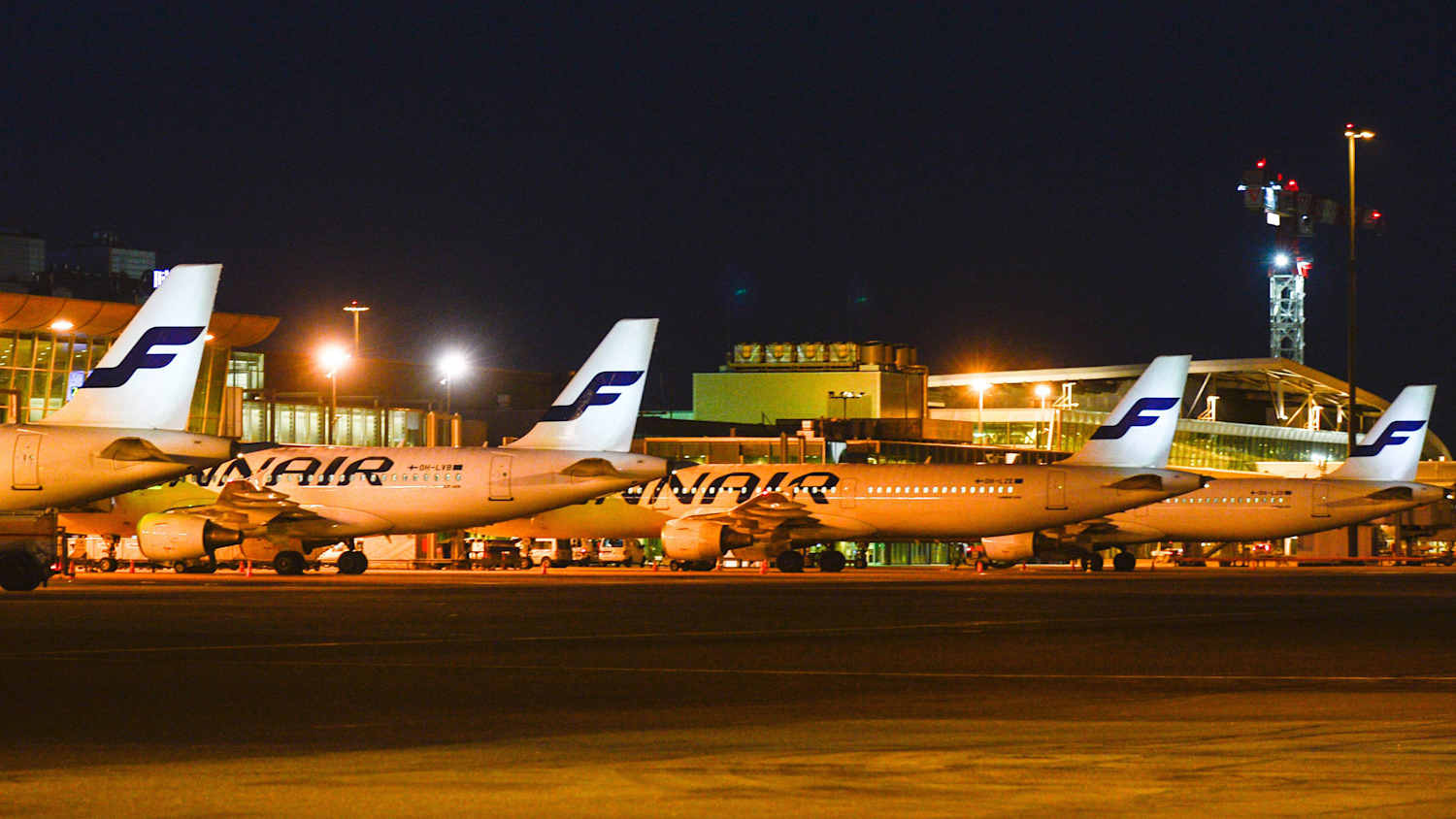 Finnair Flugzeuge am Flughafen von Helsinki-Vantaa