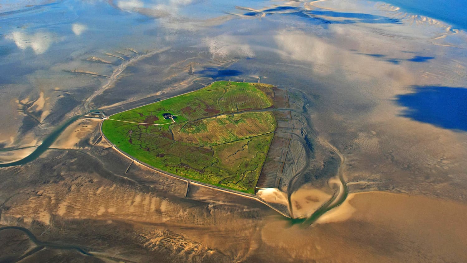 Luftaufnahme der Hallig Süderogg