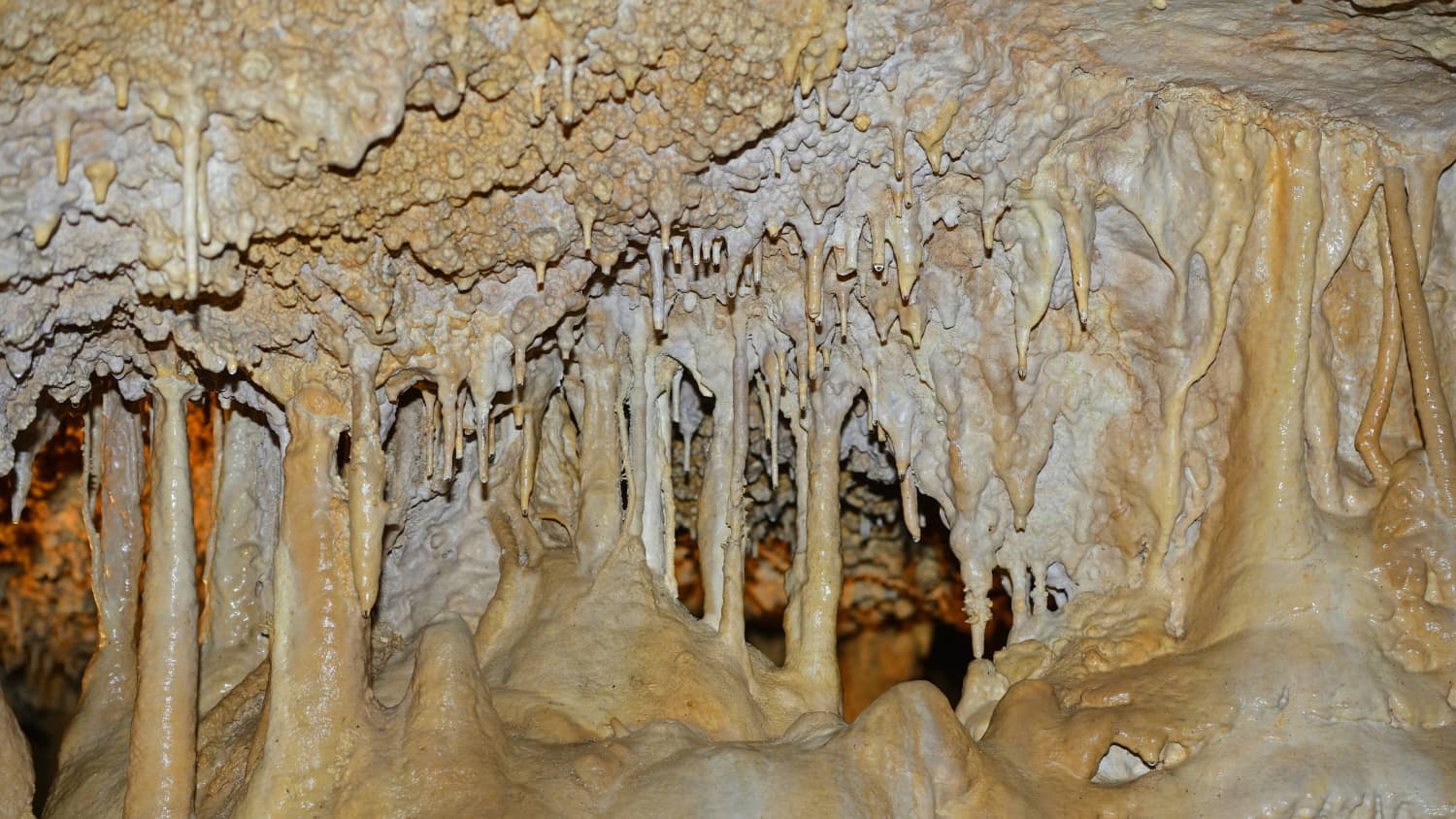 Innenansicht der König-Otto-Tropfsteinhöhle