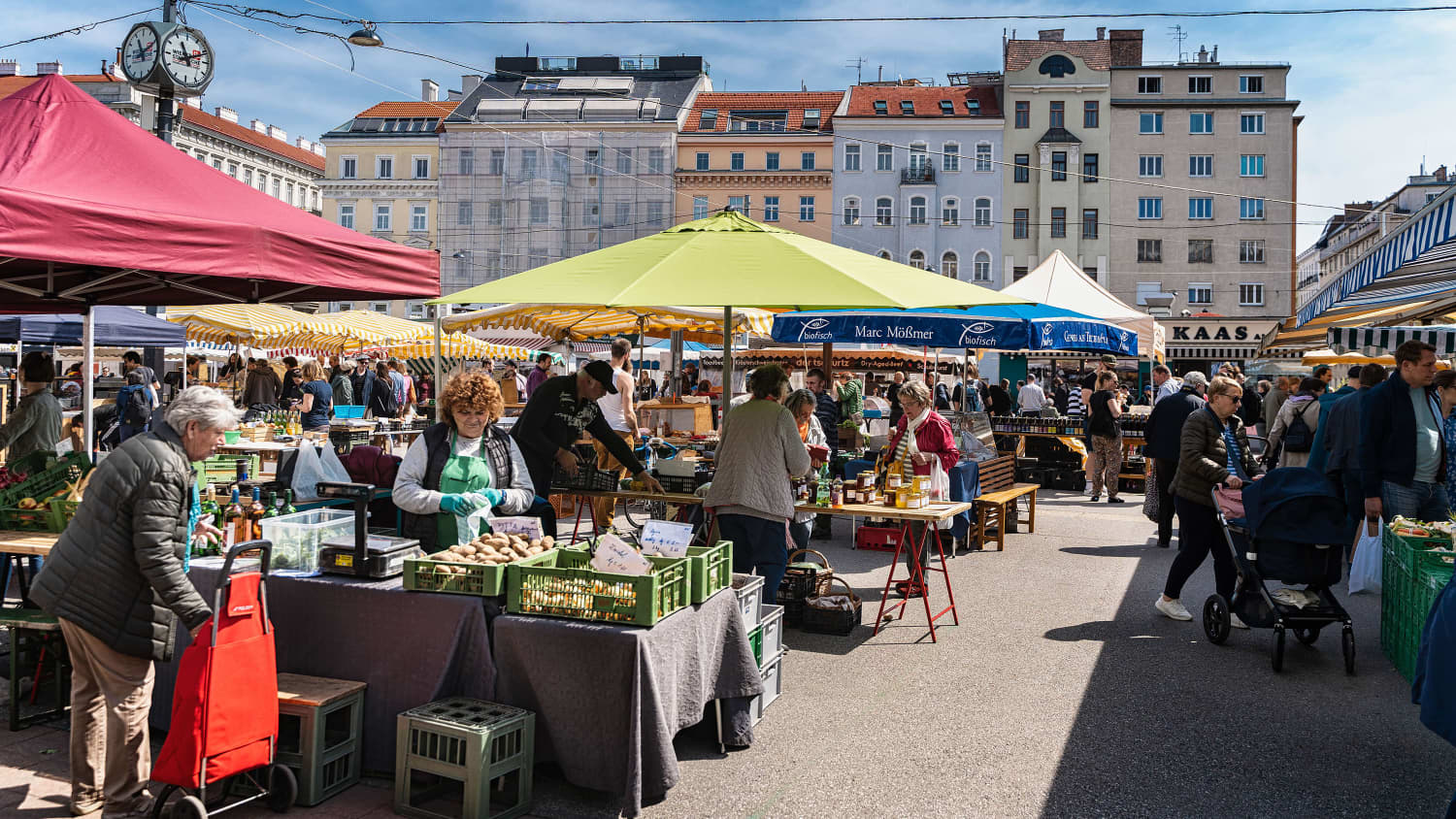 Markt im Karmeliterviertel in Wien