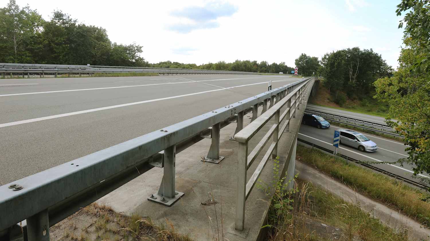 Sperrung der A7 Richtung HH wegen Brückenschaden