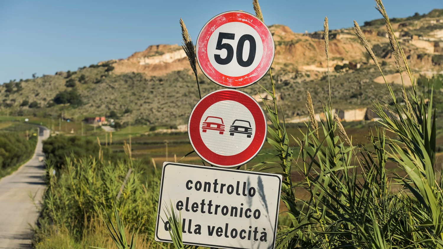 Tempolimitschild in Italien