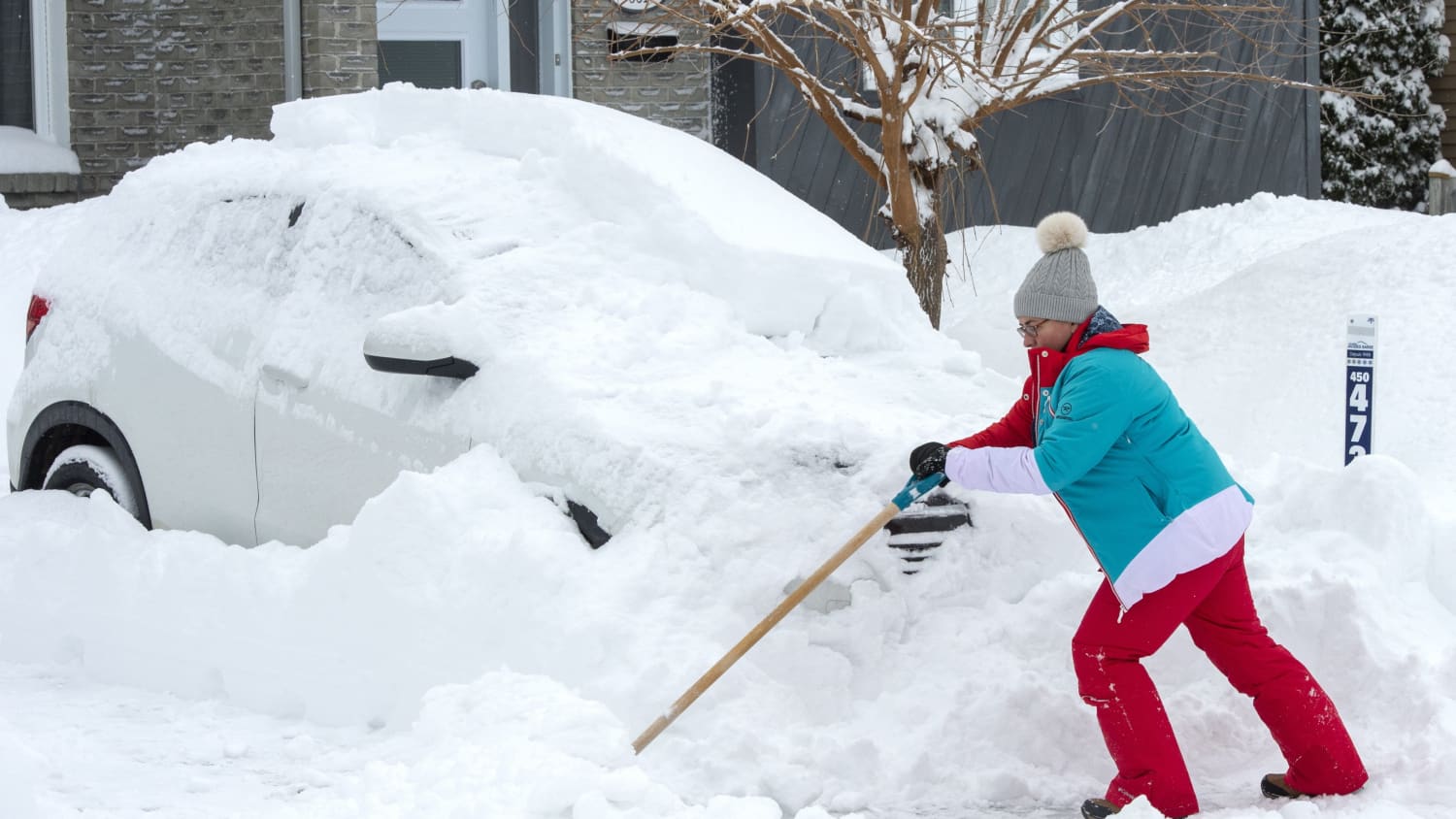 Auto im Winter: Tür eingefroren, Batterie schwach, Fenster beschlagen –  Probleme und ihre Lösungen