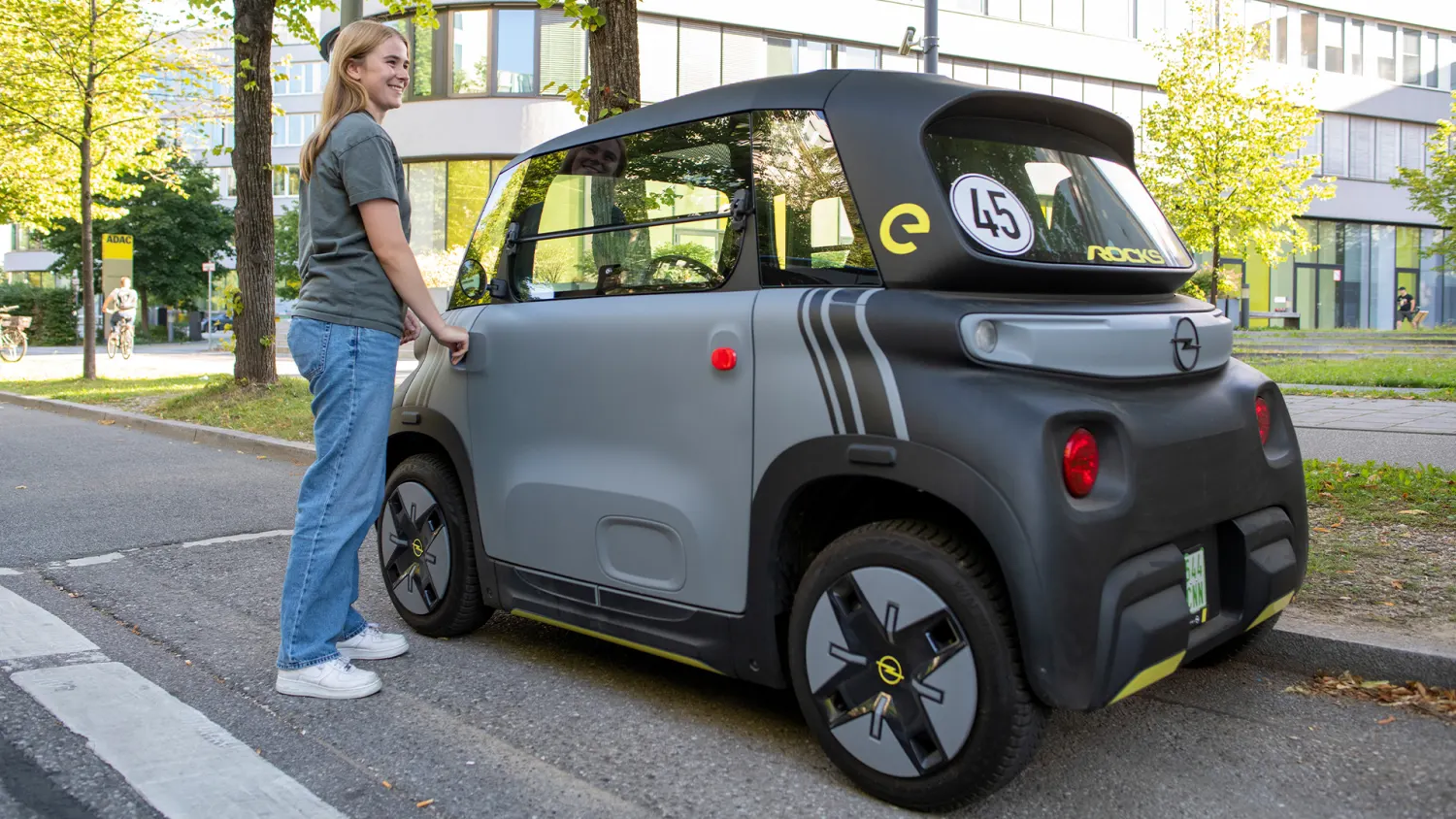 Opel Rocks-e: Ein Auto für den Rollerführerschein