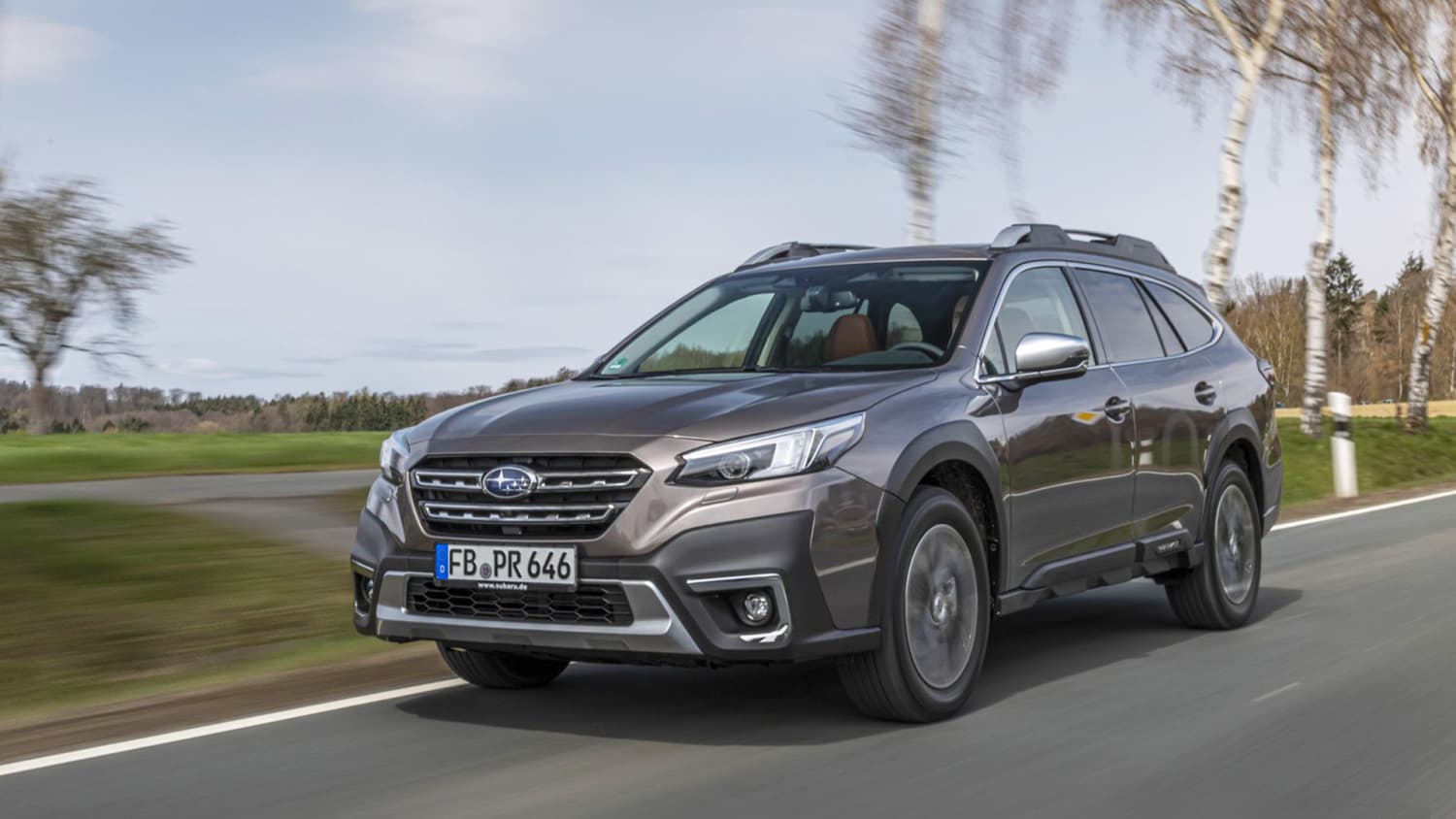 Video-Vorschaubild mit der Vorderansicht eines Subaru Outback