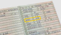 Fahrzeugschein in dem die Ziffern 8.1 und 8.2 die Angaben für die Dach und Stützlast gekennzeichnet sind