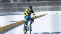 Fahrrad-Winterreifen werden auf Eis getestet