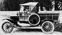 Einer der ersten Pickups war der historische Ford Model T 1917 in Amerika