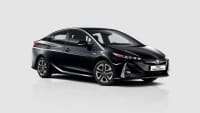 Toyota Prius Plug in Hybrid stehend