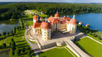 Luftaufnahme von Schloss Moritzburg