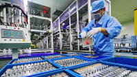 Herstellung einer Lithiumbatterie in einer Fabrik in China
