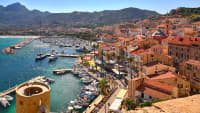 Aussicht über den Hafen von Calvi auf Korsika