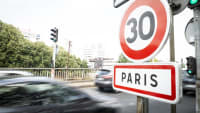 Zone 30 Schild in Paris