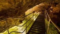 In der  Kristalhöhle Kobenwald in der Schweiz