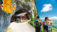 Weg zur Wildkirchli Höhle in der Schweiz