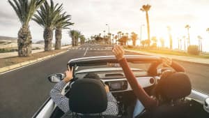 Durch die ADAC Autovermietung mit dem Mietwagen in den USA Sonne, Strand und Palmen genießen