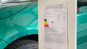 CO2 Label im Autohaus