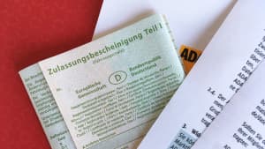 Fahrzeugschein