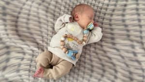 Baby Marlon nach dem Schwangeren Rücktransport