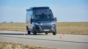 Hannes Camper im Ausweichtest