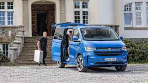 Der neue VW T7 Transporter mit Schiebetuer