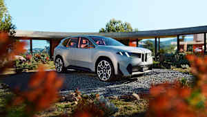 Der stehende BMW Vision Neue Klasse X