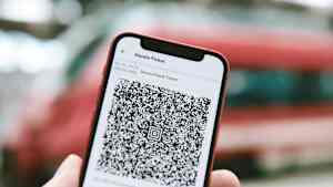 Handydisplay mit Deutschlandticket
