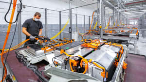 Batteriezellen-Recycling bei Opel