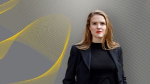 Portrait von Grünen Politikerin Terry Reintke im ADAC Interviewformat