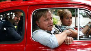 Tatort Kommissare fahren in einem Auto