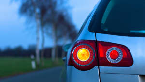 VW Passat blinkt