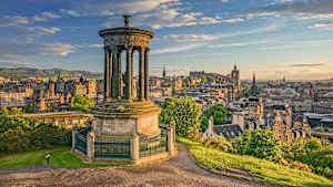 Blick vom Calton Hill auf Edinburgh