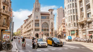Straßenverkehr in Barcelona