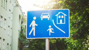 Schild einer Spielstraße