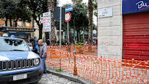 Schäden in der italienischen Stadt Neapel nach einem Erdbeben