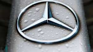 Mercedes ruft Diesel Fahrzeuge zurück