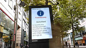 Informationen zur Probewarnung am Warntag auf einer elektrischen Anzeigetafel
