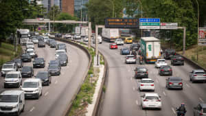 Verkehr auf der Pariser Ringautobahn