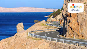 Eine Autobahn an der Adria in Kroatien