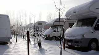 Camping_Winter_Stellplatz_©AdobeStock_19300770.jpeg